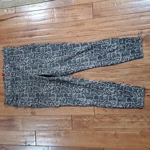 Spanx Jean-ish ankle leggings